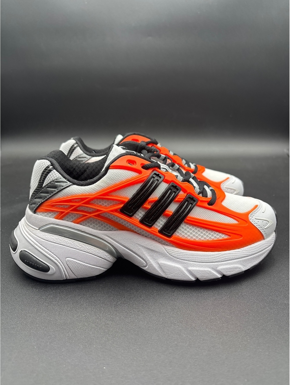 Adidas Adistar XLG 2.0 J Athletic Sneakers Size 5 White Gray